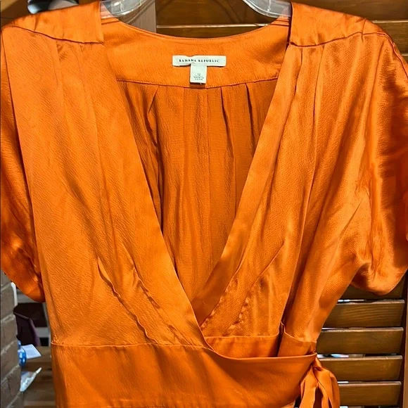 Banana Republic Silk Elegant Orange Wrap Dress - Picture 2 of 12